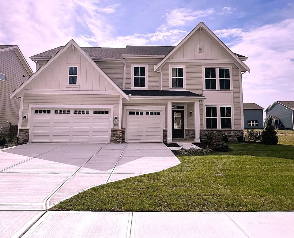 9551 Hemingway Drive, Indianapolis, IN 46239, photo 1 of 37