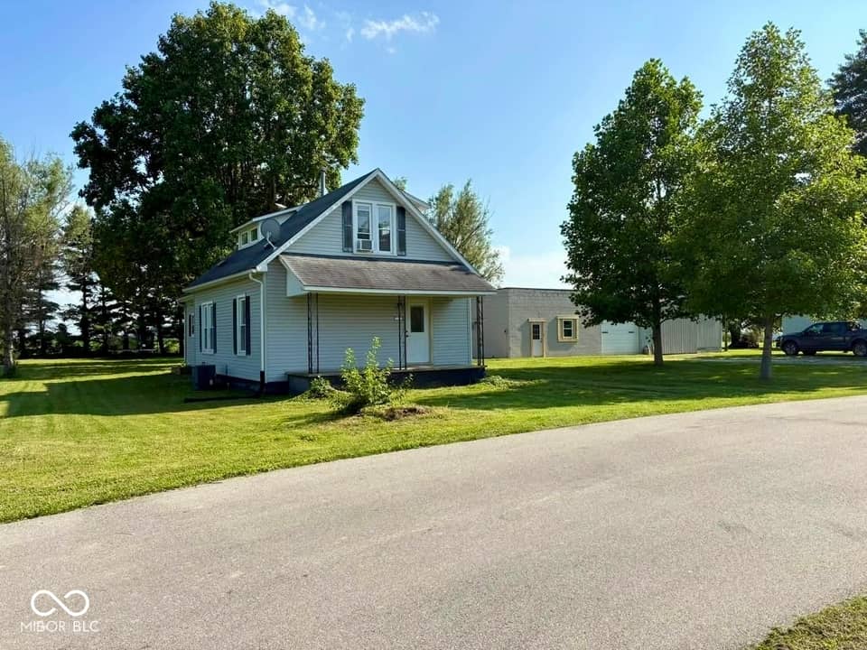 125 E Lincoln Street, Kingman, IN 47952, photo 1 of 27