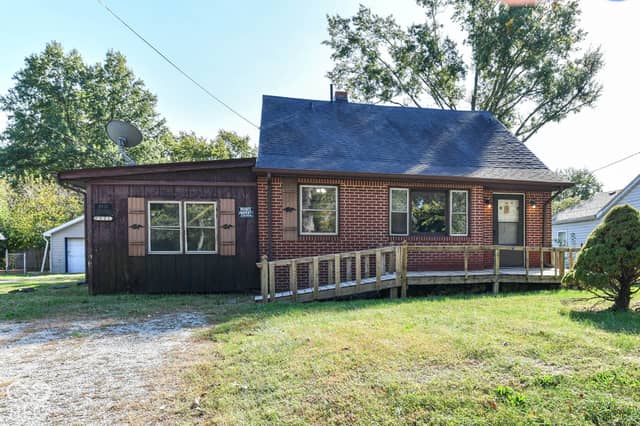 2521 E 5th Street, Anderson