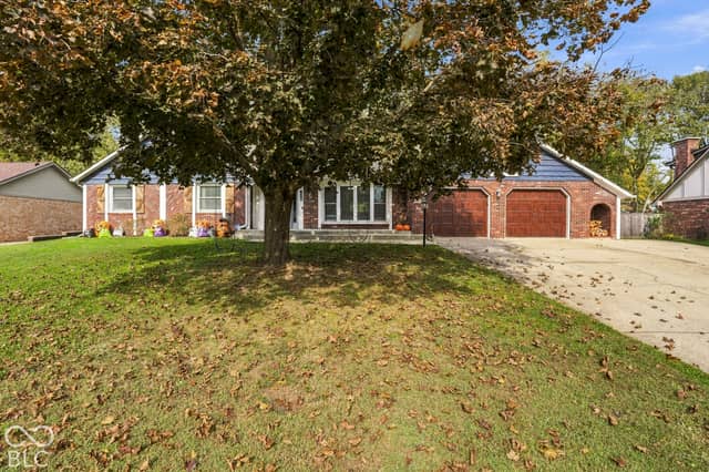 1840 Sandhill Road, Indianapolis, IN 46217, photo 5 of 52