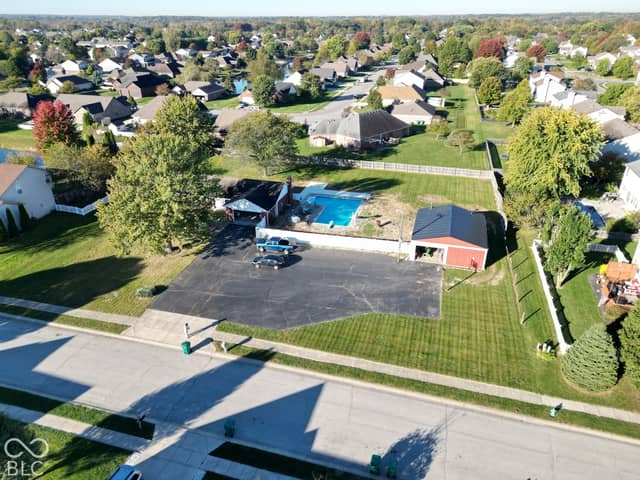 2030 Whitetail Court, Avon, IN 46123, photo 2 of 33