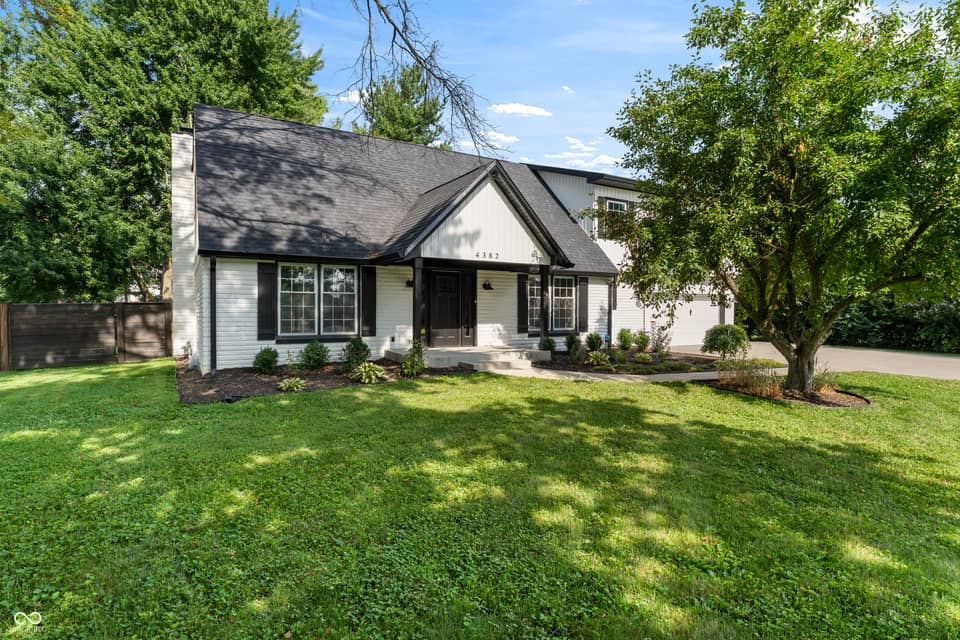 4382 River Road, Columbus