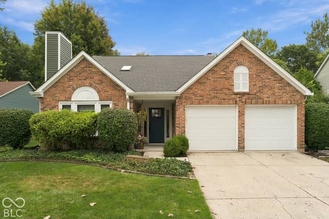 8219 Castle Ridge, Indianapolis, IN 46256, photo 2 of 50