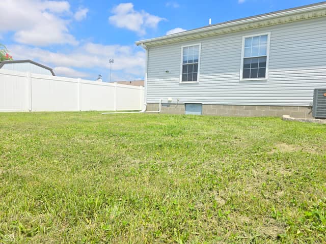 1677 W Kole Drive, Greensburg, IN 47240, photo 3 of 27