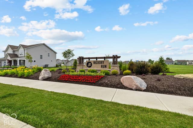 10020 Redwood Peak Lane, Indianapolis, IN 46259, photo 5 of 6