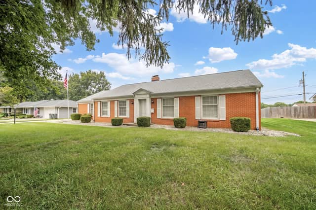 815 Longfellow Road, Anderson, IN 46011, photo 3 of 33