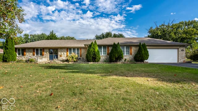1401 Westwind Drive, Avon, IN 46123, photo 2 of 35