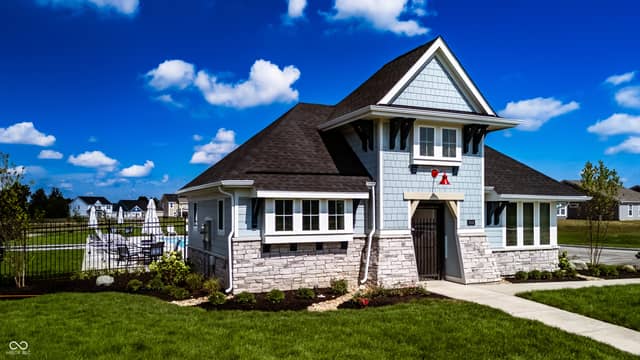 6214 Millstone Lane, McCordsville, IN 46055, photo 4 of 5