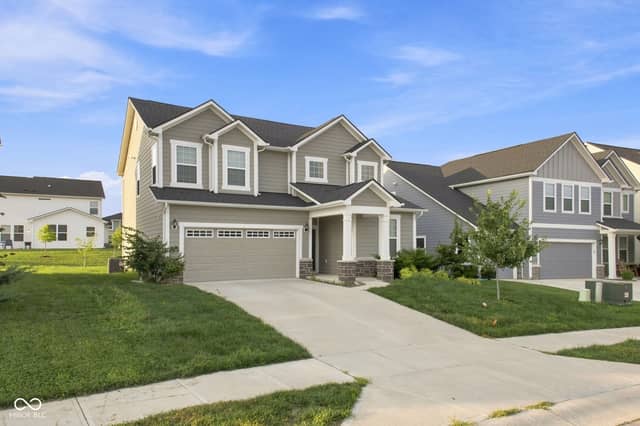 5432 Laurel Crest, Noblesville, IN 46062, photo 3 of 55