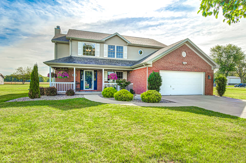 8262 N Mechanicsburg Road, Middletown, IN 47356, photo 1 of 44