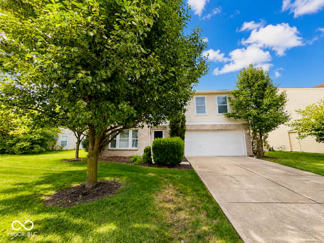 14463 Lee Stewart Lane, Fishers, IN 46038, photo 3 of 43