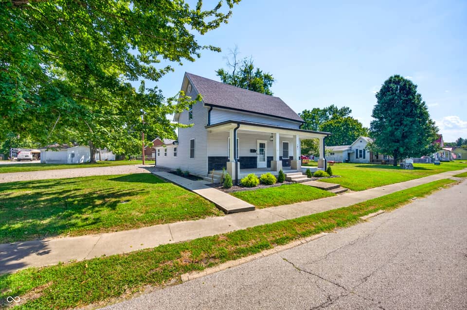107 W College Street, North Vernon, IN 47265, photo 1 of 48