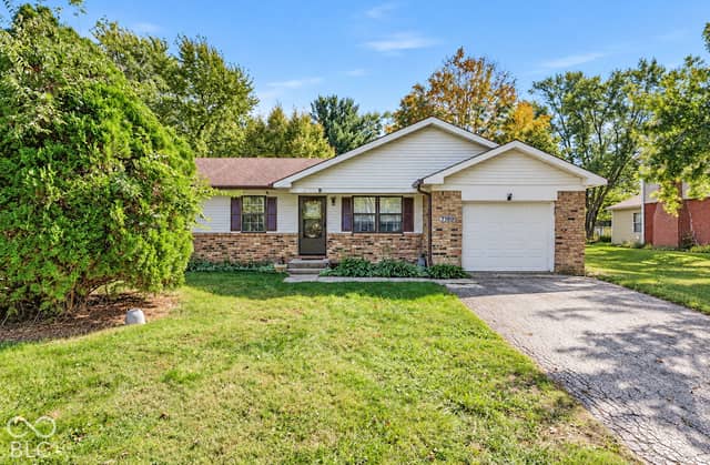 7153 N Orchard Drive, Indianapolis, IN 46236, photo 2 of 54