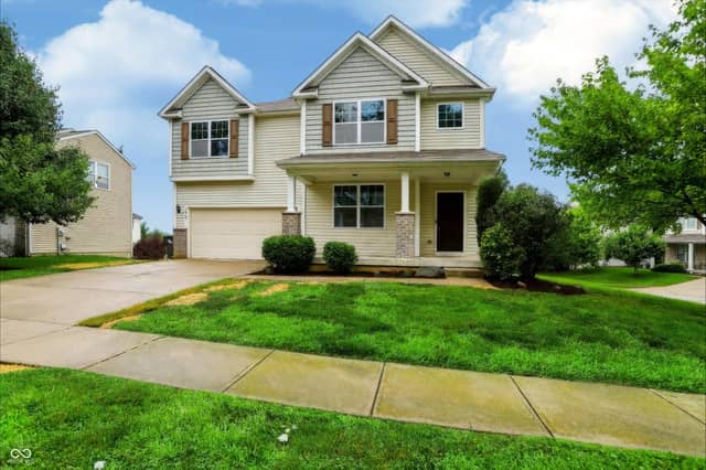 4818 Ladywood Bluff, Indianapolis, IN 46226, photo 2 of 64