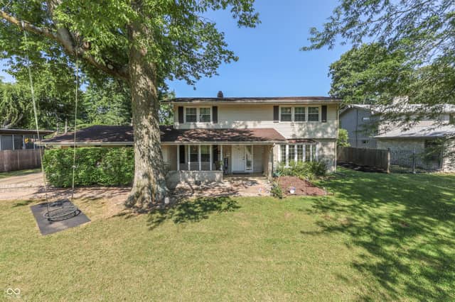 4206 Ridgeway Avenue, Columbus, IN 47203, photo 2 of 71
