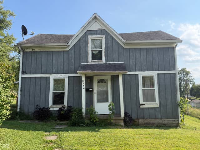 802 9th Street, Bedford, IN 47421, photo 2 of 10