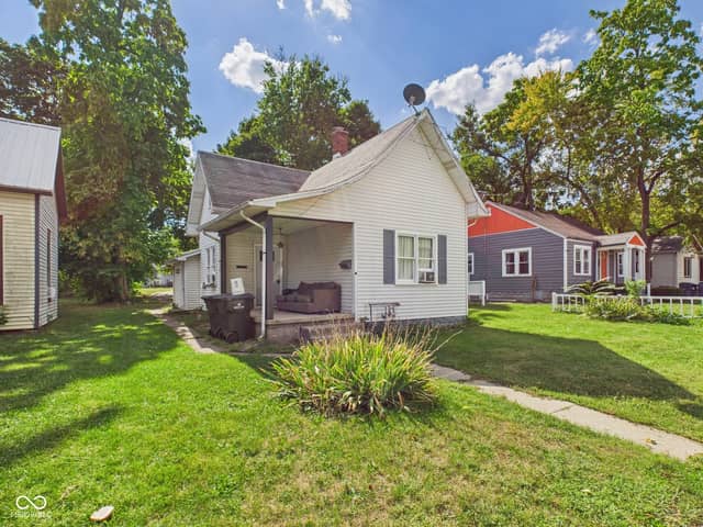 1027 W 11th Street, Anderson, IN 46016, photo 2 of 20