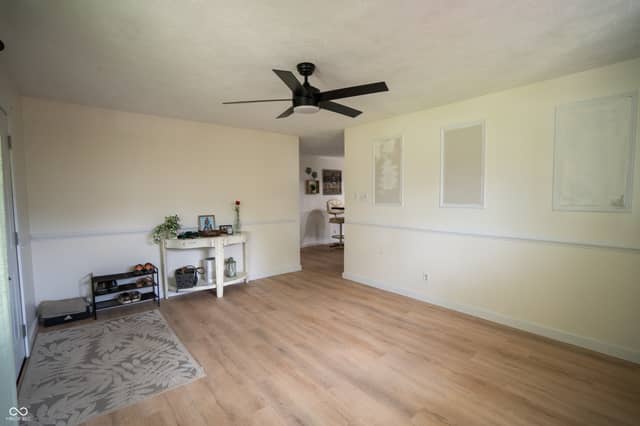 431 N 14th Avenue N, Beech Grove, IN 46107, photo 5 of 26