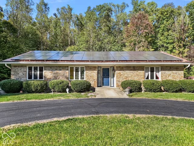 2500 S Edgewood Cove, Martinsville, IN 46151, photo 3 of 62