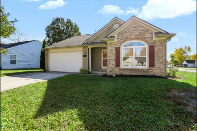 10689 Ashview Drive, Fishers, IN 46038, photo 2 of 72