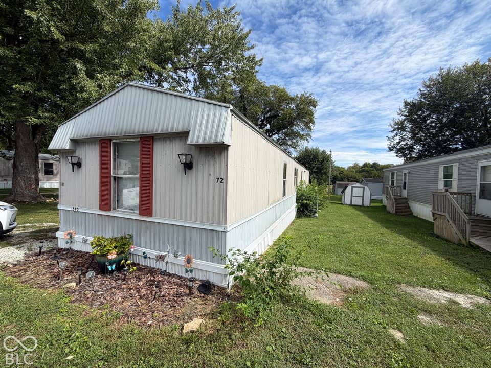 640 S Pam Way, Rushville