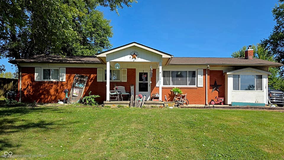 15962 E 265 N, Columbus