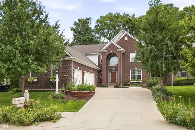 14195 Laura Vista Drive, Carmel, IN 46033, photo 2 of 48