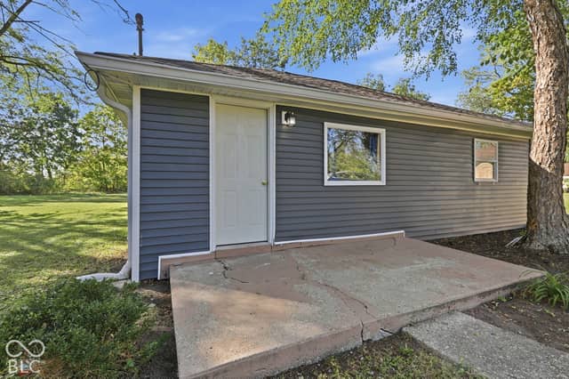 20 N Galeston Avenue, Indianapolis, IN 46229, photo 5 of 27