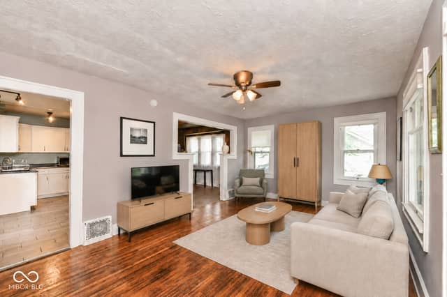 250 N Oakland Avenue, Indianapolis, IN 46201, photo 4 of 25