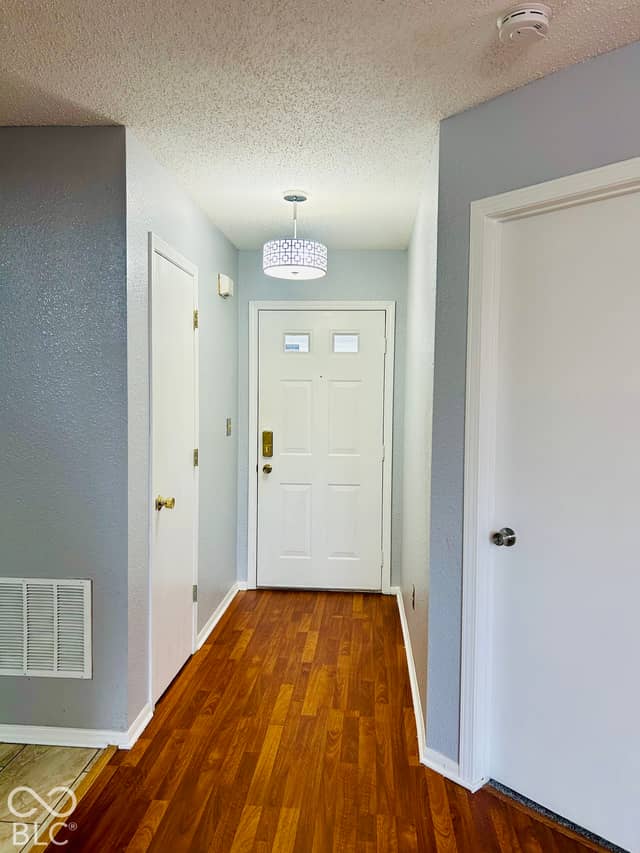4117 Village Trace Boulevard, Indianapolis, IN 46254, photo 4 of 16