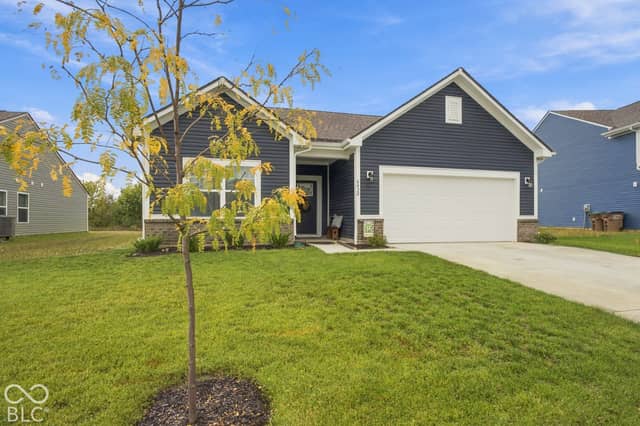 4432 Sedgewick Court, Columbus, IN 47201, photo 4 of 40