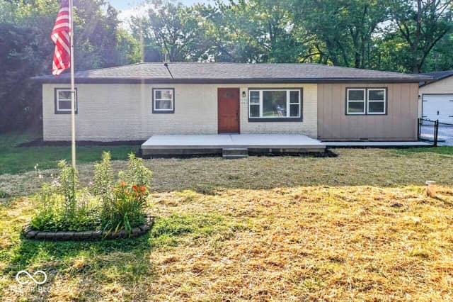 1325 N Wittfield Street, Indianapolis, IN 46229, photo 2 of 49