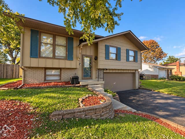 5524 Dollar Hide South Drive, Indianapolis, IN 46221, photo 3 of 28