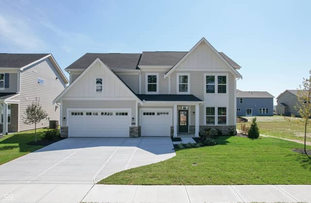 9551 Hemingway Drive, Indianapolis, IN 46239, photo 5 of 37