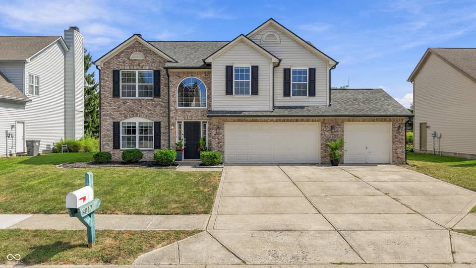 8017 Branch Creek Drive, Indianapolis