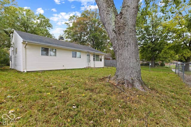 1931 Brentwood Drive, Anderson, IN 46011, photo 4 of 27