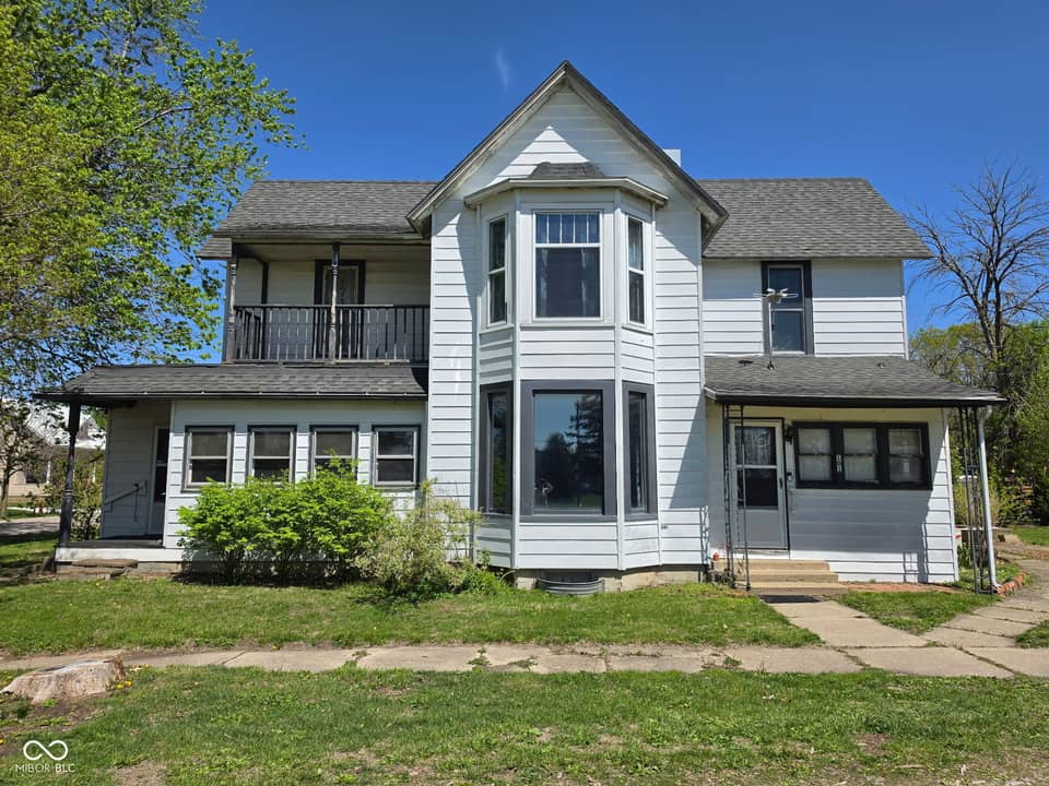 101 E Beech Street, Ambia