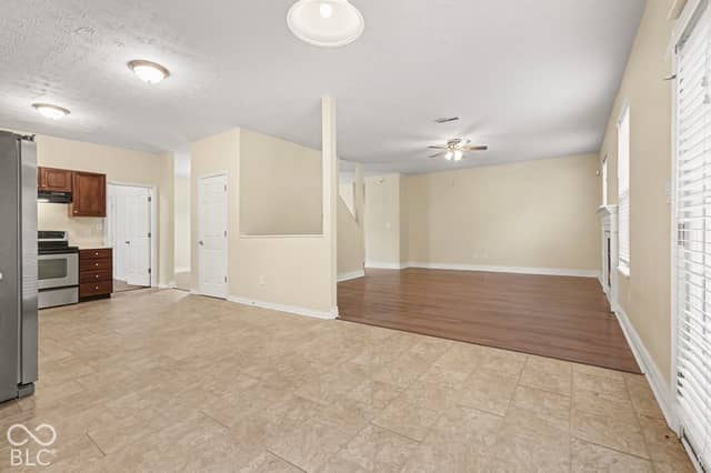 13044 Brookdale Drive, Fishers, IN 46037, photo 3 of 15