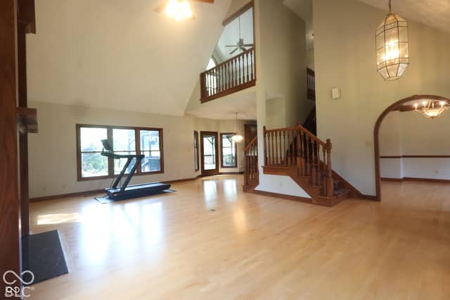 441 W Thompson Road, Indianapolis, IN 46217, photo 4 of 32