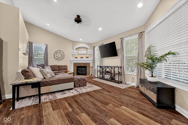 14944 Starboard Road, Fishers, IN 46040, photo 3 of 40