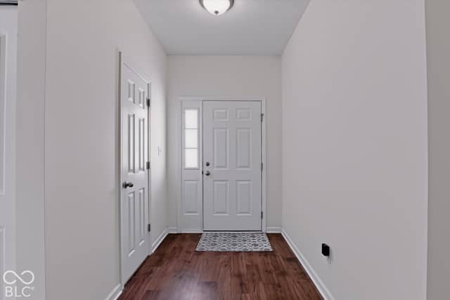 10710 Jimmy Lake Drive, Indianapolis, IN 46239, photo 5 of 39