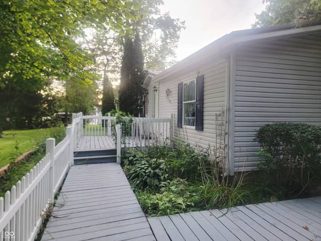 592 N Paradise Drive, Rochester, IN 46975, photo 5 of 42
