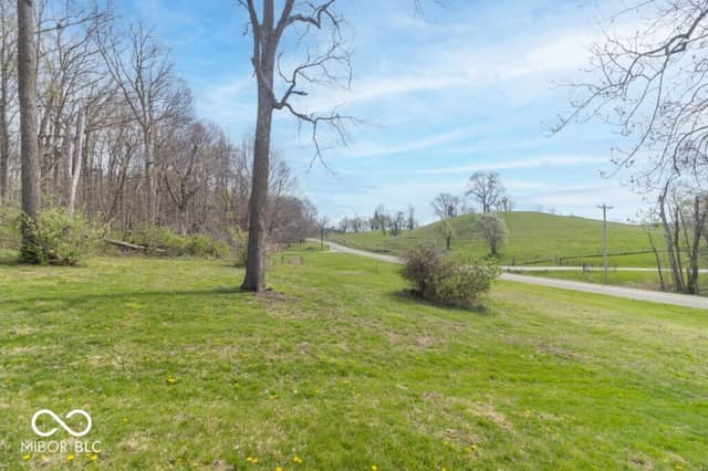 2645 S Greensboro Pike, New Castle, IN 47362, photo 2 of 63