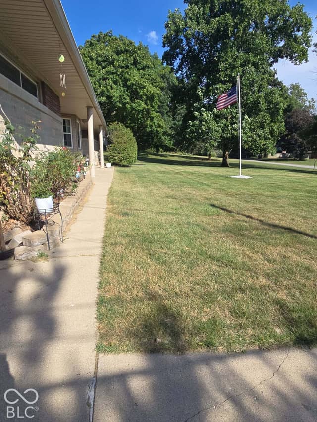 3342 Hillcrest Drive, Indianapolis, IN 46227, photo 3 of 28