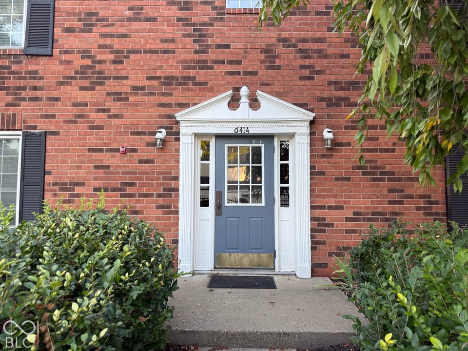 6414 Park Central Way #6414B, Indianapolis, IN 46260, photo 1 of 19