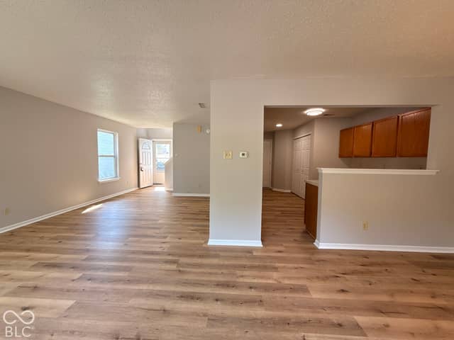 2407 Collins Way, Greenfield, IN 46140, photo 4 of 21