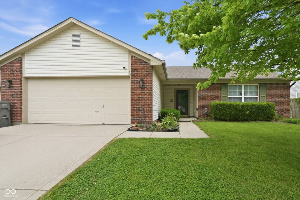 5312 W Scatterwood Court, Indianapolis