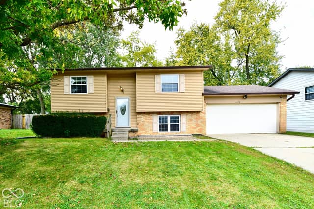1610 Yazoo Drive, Beech Grove, IN 46107, photo 2 of 72