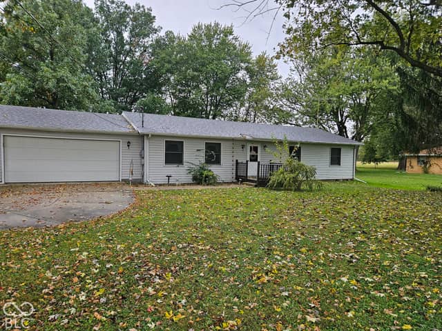 5807 Columbus Avenue, Anderson, IN 46013, photo 3 of 27