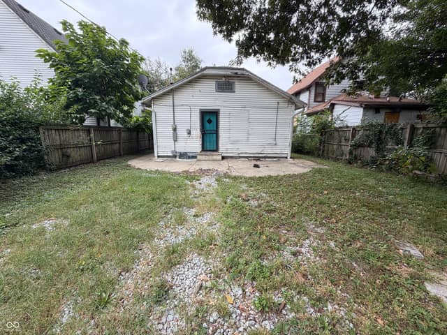 2437 N Dearborn Street, Indianapolis, IN 46218, photo 3 of 2